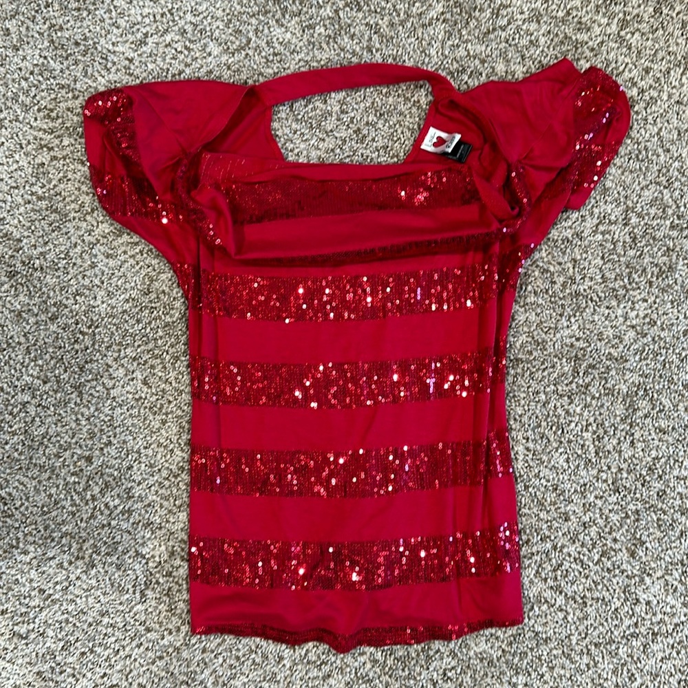 Closet clean out. Size small. Great condition.